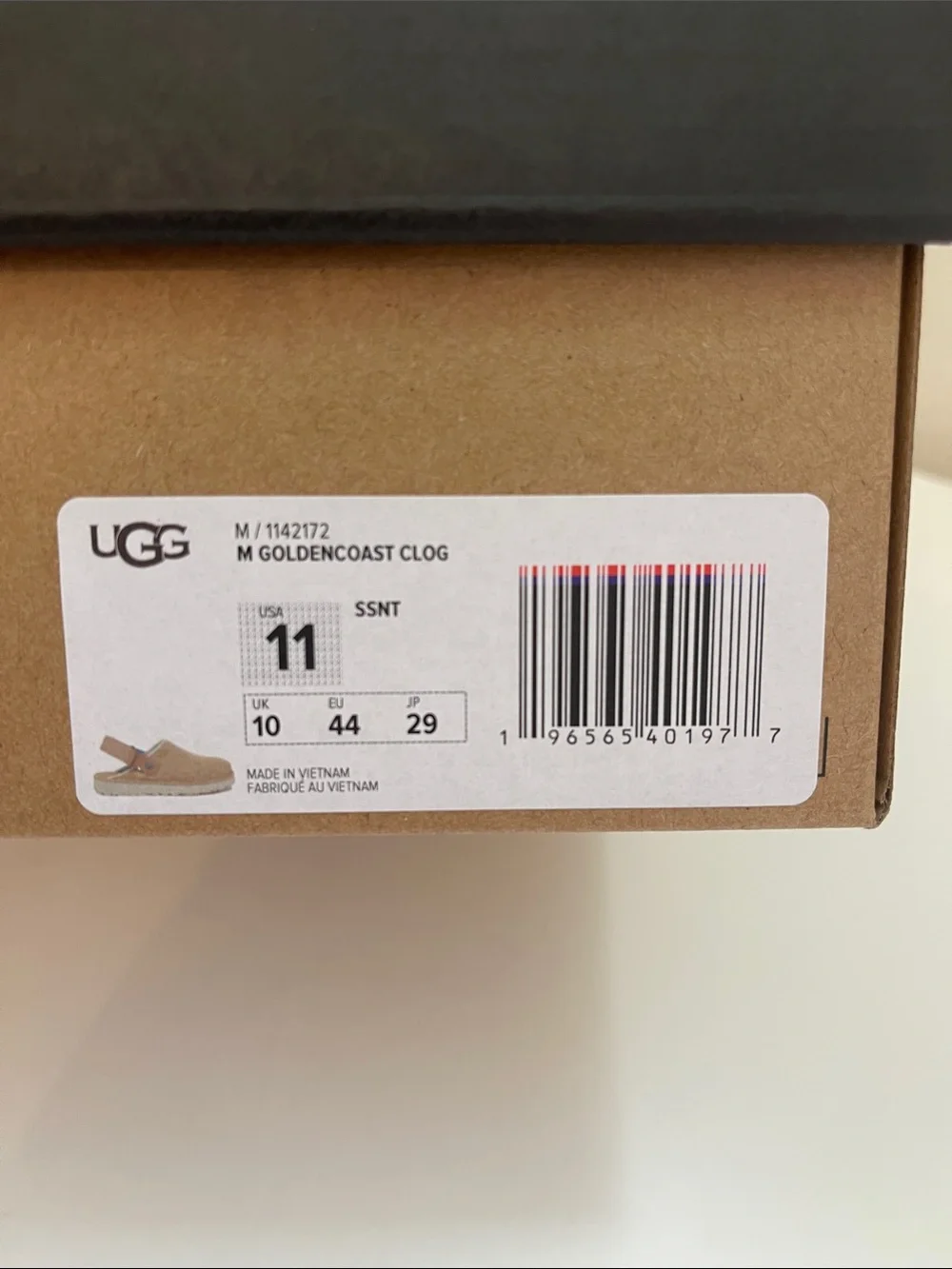 UGG MEN GOLDEN-COAST SUEDE CLOGS Size 11